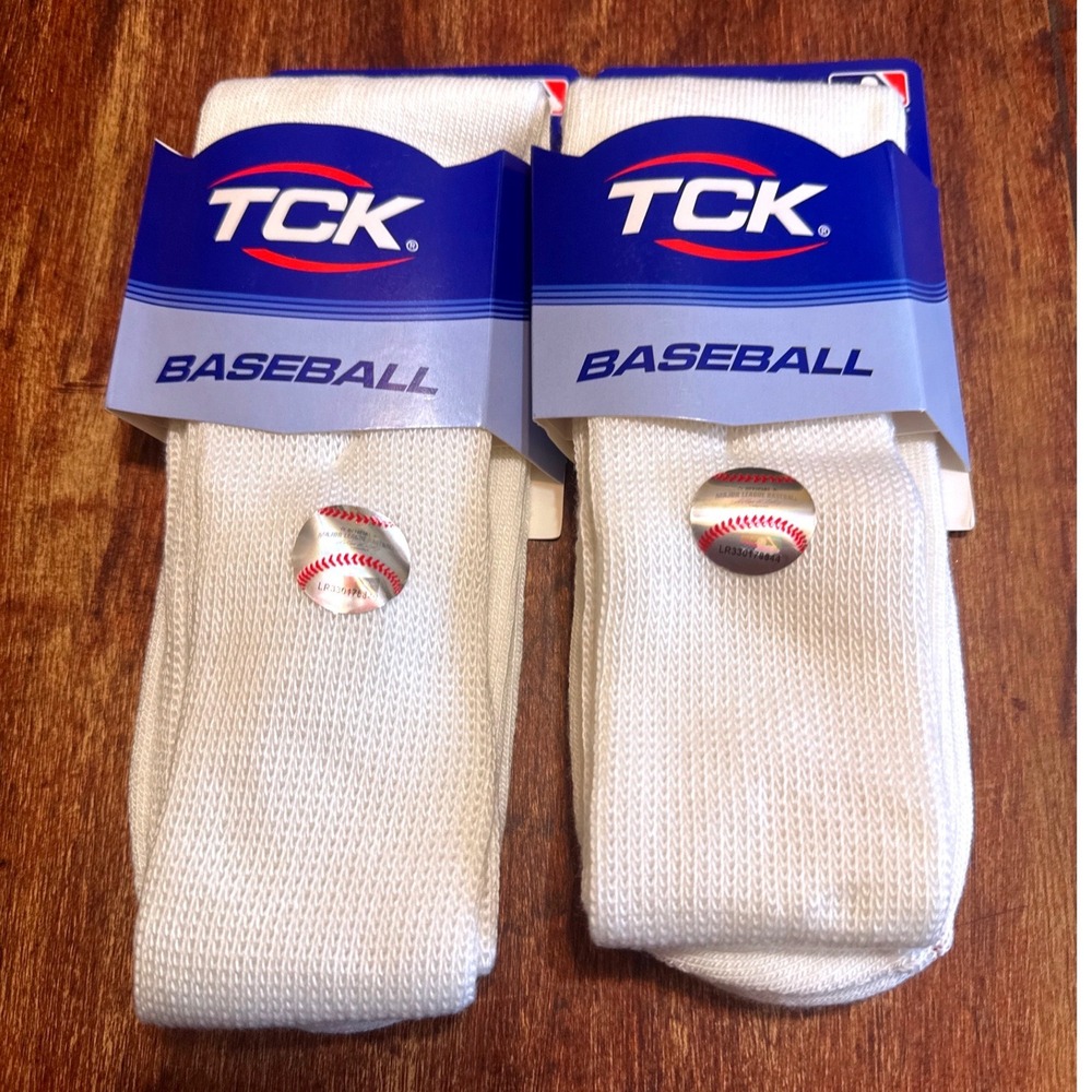 TCK Baseball Socks Mens Large White NEW 2 Pairs OBK Over Calf Athletic Tube Sock